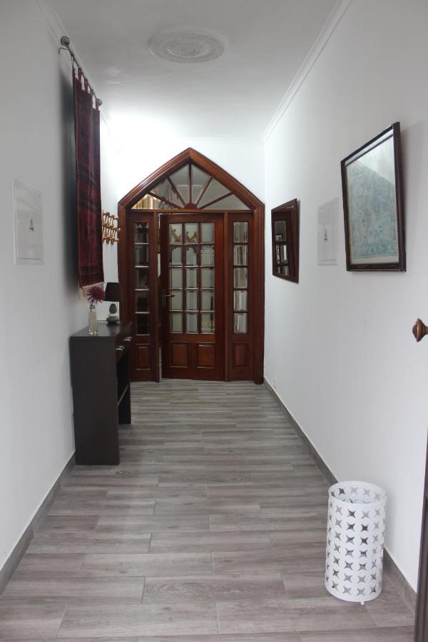 Vitorino De Nemesio Guesthouse Ponta Delgada Buitenkant foto
