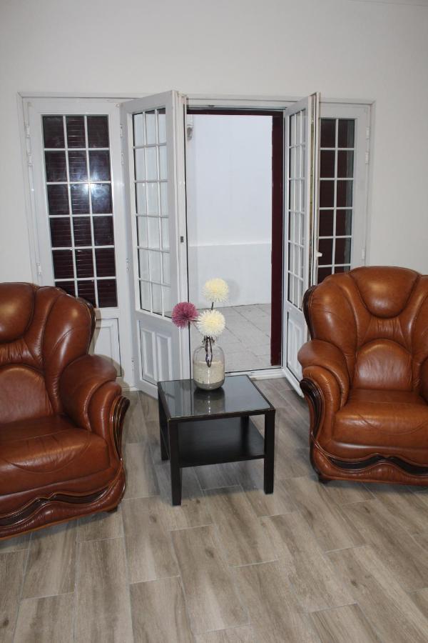 Vitorino De Nemesio Guesthouse Ponta Delgada Buitenkant foto