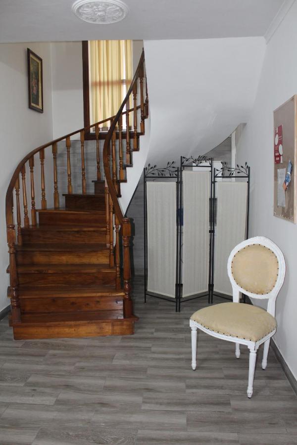 Vitorino De Nemesio Guesthouse Ponta Delgada Buitenkant foto