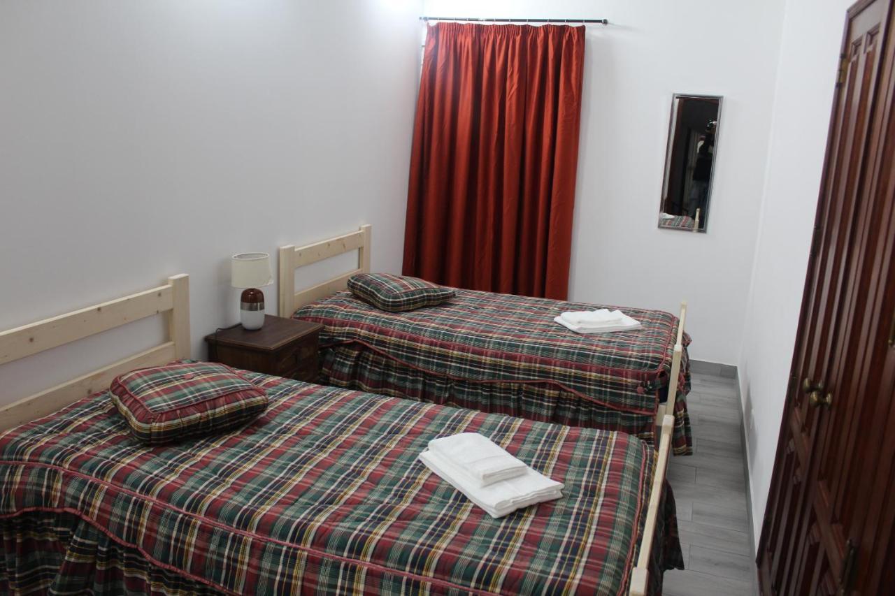 Vitorino De Nemesio Guesthouse Ponta Delgada Buitenkant foto