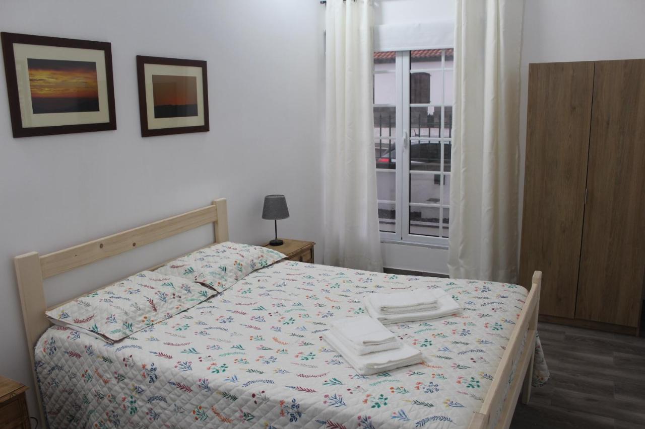 Vitorino De Nemesio Guesthouse Ponta Delgada Buitenkant foto