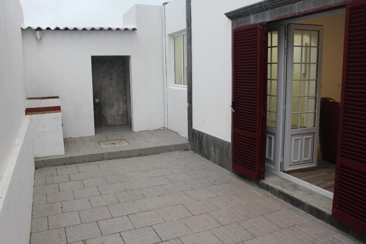 Vitorino De Nemesio Guesthouse Ponta Delgada Buitenkant foto