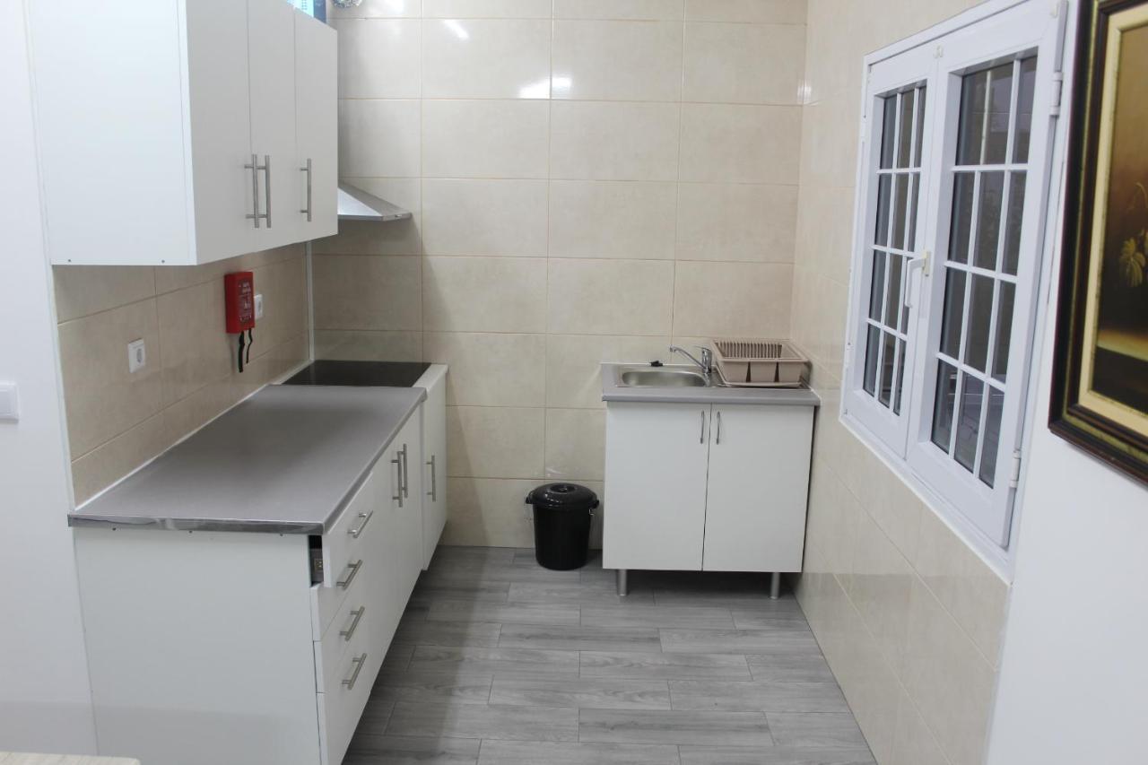 Vitorino De Nemesio Guesthouse Ponta Delgada Buitenkant foto