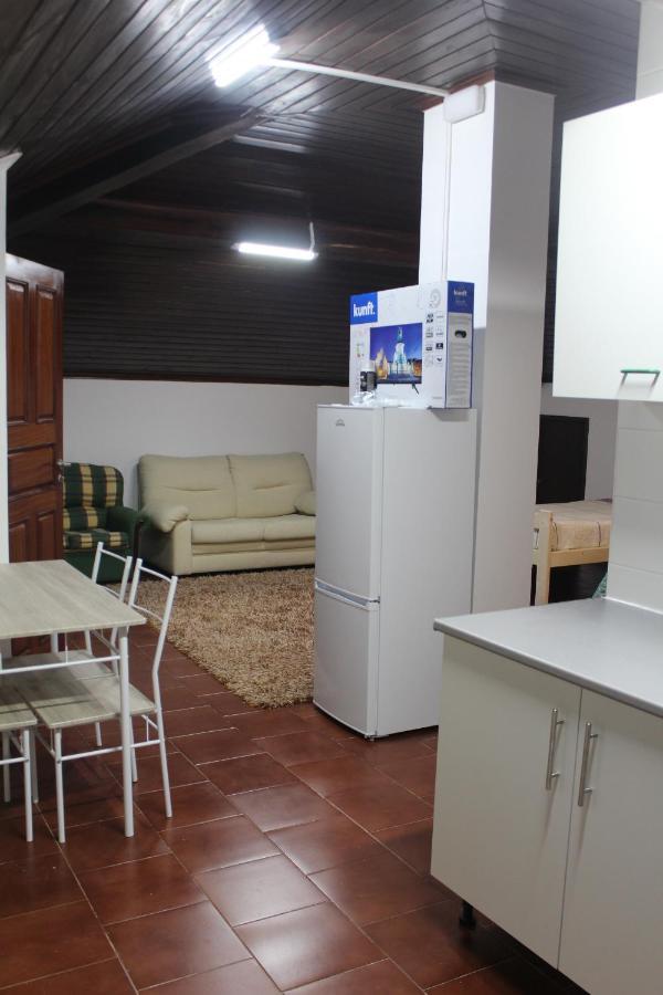 Vitorino De Nemesio Guesthouse Ponta Delgada Buitenkant foto