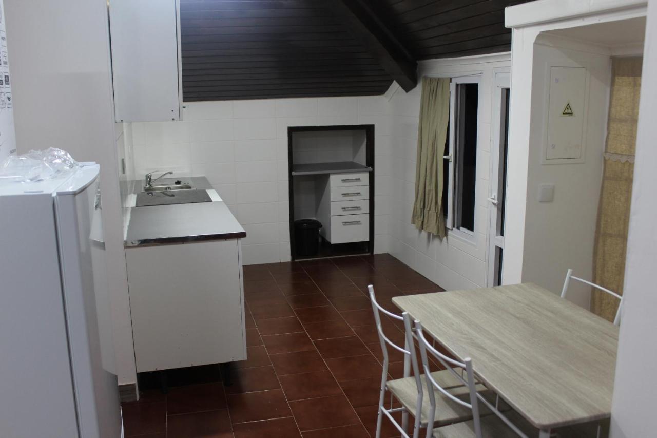 Vitorino De Nemesio Guesthouse Ponta Delgada Buitenkant foto