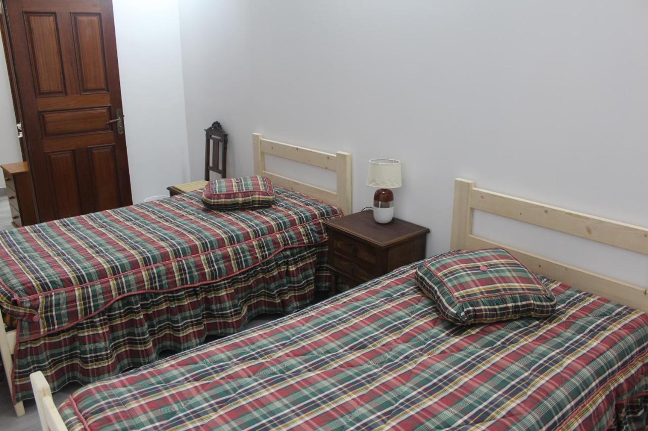 Vitorino De Nemesio Guesthouse Ponta Delgada Buitenkant foto