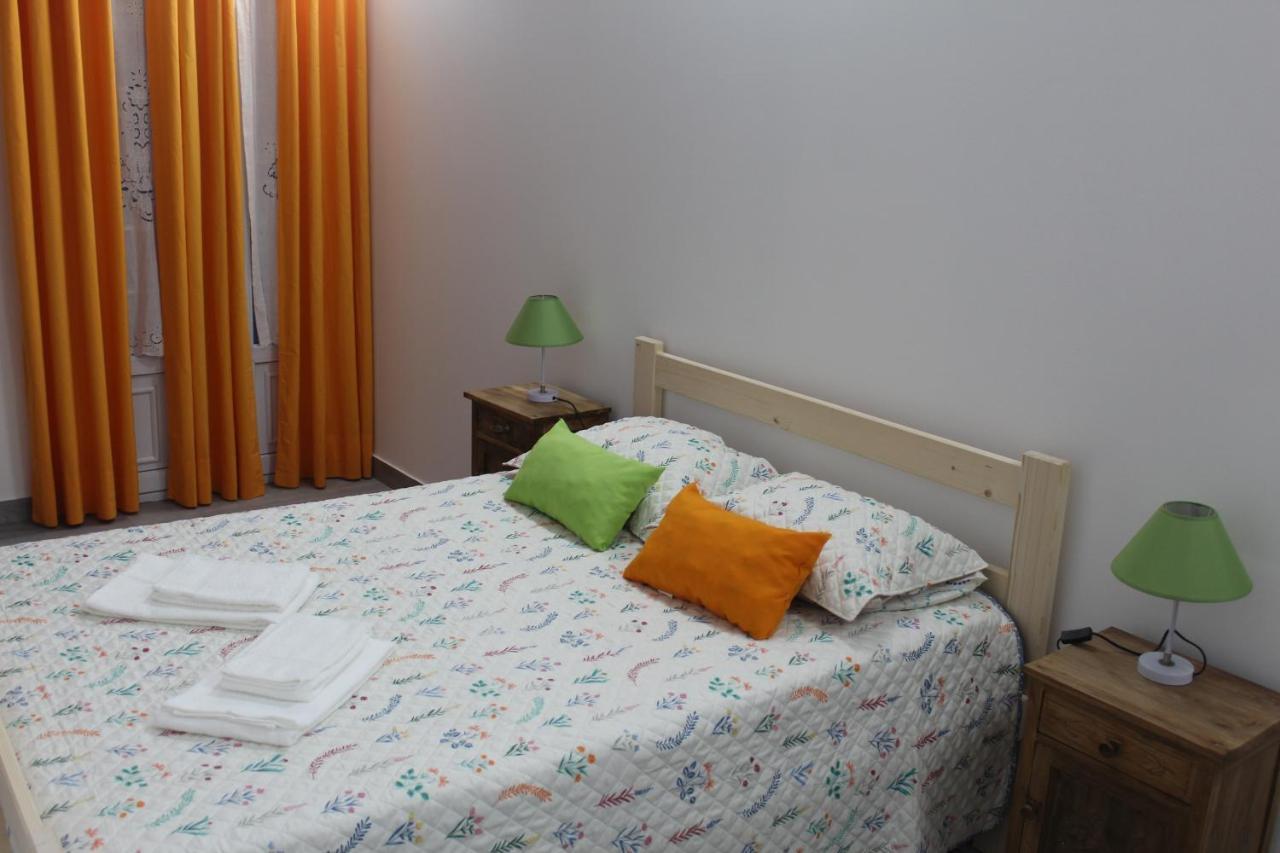 Vitorino De Nemesio Guesthouse Ponta Delgada Buitenkant foto