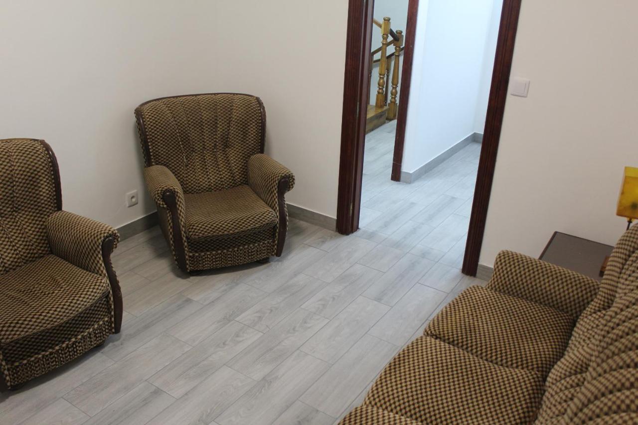 Vitorino De Nemesio Guesthouse Ponta Delgada Buitenkant foto