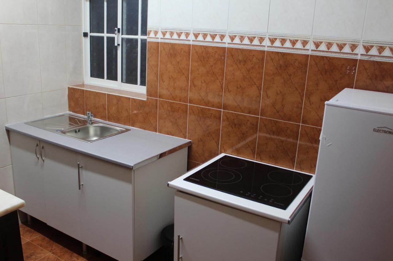 Vitorino De Nemesio Guesthouse Ponta Delgada Buitenkant foto